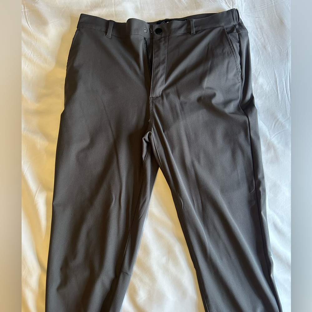Cuts Clothing AO Jogger - Large